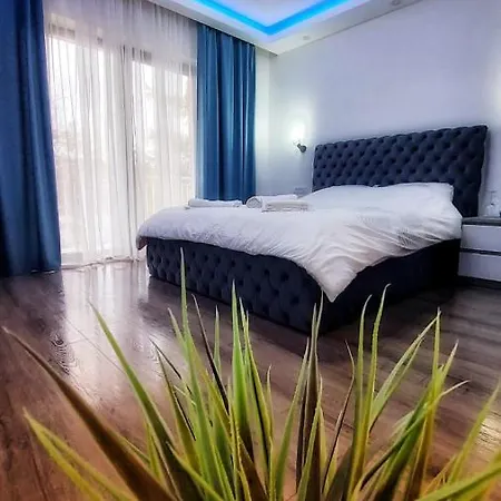 Stars Lux Apartment *